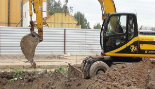 Выкопать яму экскаватором в Назрани от 949 руб. - 2Землекопа-Нзр